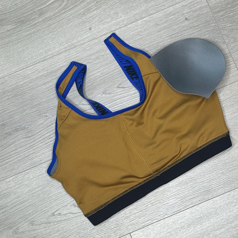 CROP TOP - Picture 3 of 3